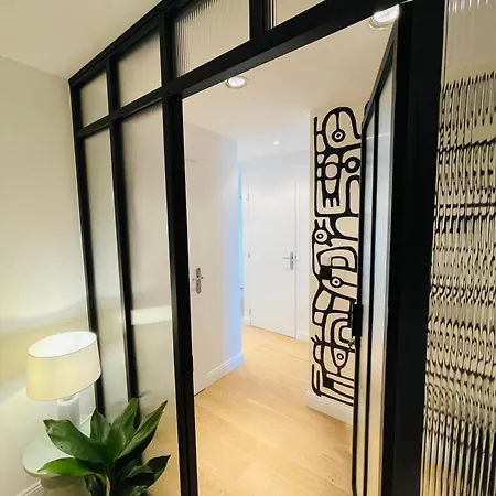 Au Coeur Du Croise Laroche Apartment